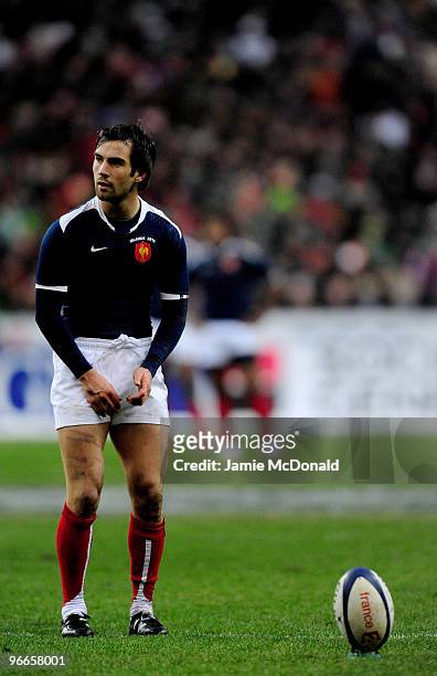 Morgan Parra of France kicks a penalty during the RBS Six Nations match between France and Ireland at Stade France on February 13, 2010 in Paris,...