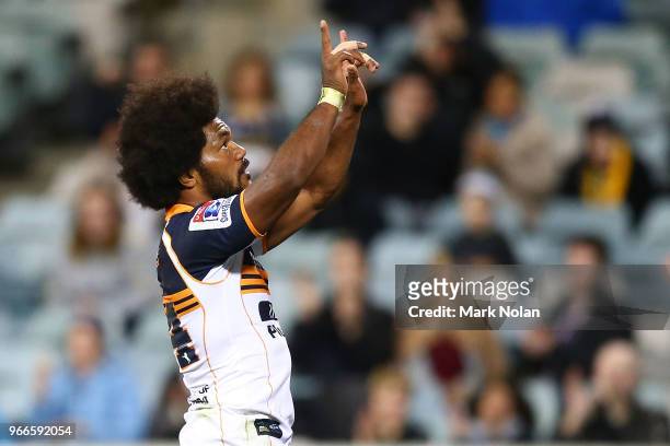Henry Speight of the Brumbies ceelbrates scoring a try during the round 16 Super Rugby match between the Brumbies and the Sunwolves at GIO Stadium...