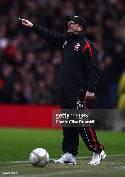 Stoke City Manager Tony Pulis issues instructions during the FA Cup sponsored by E.ON Fifth round match match between Manchester City and Stoke City...