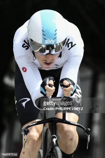 Great Britain's Geraint Thomas rides during a 6,6 km individual time-trial, the prologue of the 70th edition of the Criterium du Dauphine cycling...