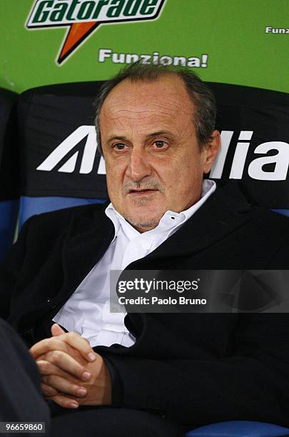 Delio Rossi the coach of US Citta' di Palermo looks on during the Serie A match between AS Roma and US Citta di Palermo at Stadio Olimpico on...