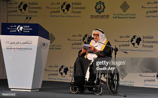 Saudi billionaire and media tycoon Saleh Kamel addresses the 2010 Jeddah Economic Forum in the coastal Saudi city on February 13, 2010. The four-day...