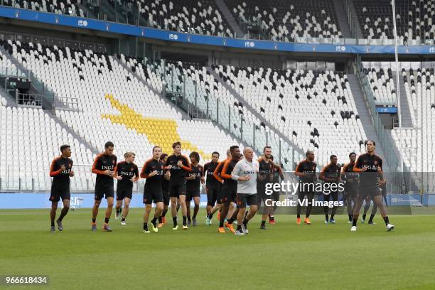 Patrick van Aanholt of Holland, Kevin Strootman of Holland, Matthijs de Ligt of Holland, Ruud Vormer of Holland, Marten de Roon of Holland, Nathan...