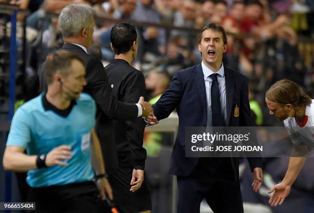 Spain's coach Julen Lopetegui shouts during the international friendly football match between Spain and Switzerland at La Ceramica stadium in...