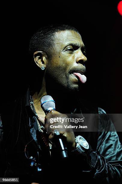 Singer Keith Sweat performs at James L. Knight Center on February 12, 2010 in Miami, Florida.