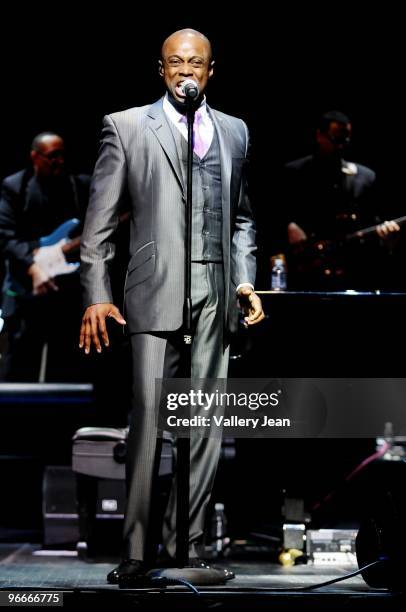 Kem R&b Singer Kem (Singer) Photos and Premium High Res Pictures - Getty Images