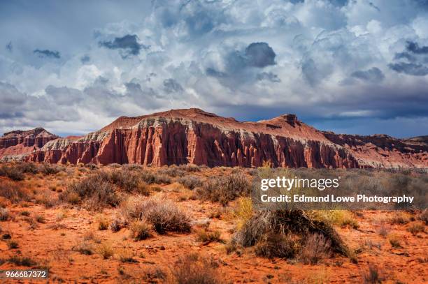 cathedral valley, capitol reef national park, utah. - national cathedral - fotografias e filmes do acervo