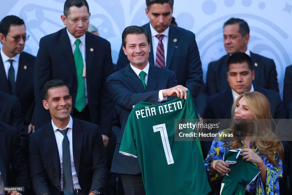 Enrique Pena Nieto Farewells Mexico National Team Ahead of the 2018 FIFA World Cup Russia