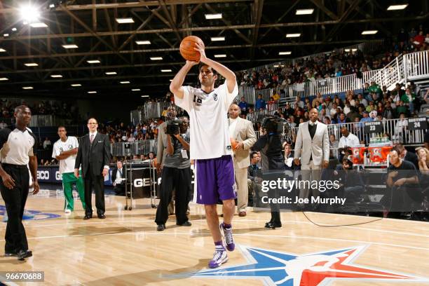 Omri Casspi of the Sacramento Kings shoots the ball during H.O.R.S.E. Presented by Geico on center court at Jam Session presented by Adidas during...