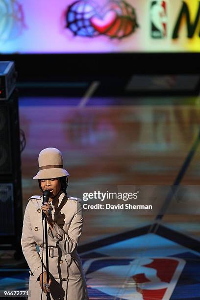 Recording Artist Eryka Badu performs at intermission during the Taco Bell Skills Challenge as part of All Star Saturday Night during 2010 NBA All...