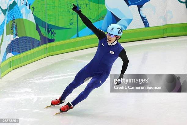 Jung-Su Lee of South Korea celebrates winning the gold medal in the Men's 1500 m Short Track finals on day 2 of the Vancouver 2010 Winter Olympics at...