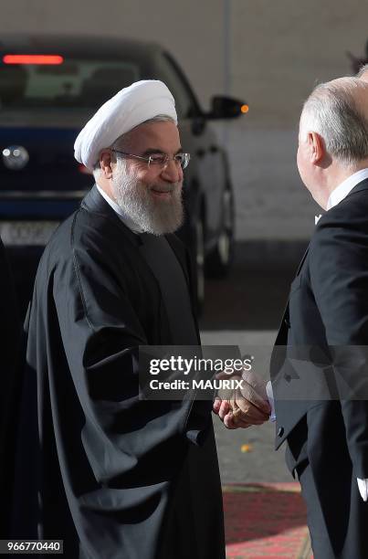 Le pape François a reçu le 26 janvier 2016 le président iranien Hassan Rohani en audience au Vatican. Le pape a appelé la République islamique à...