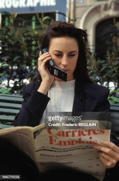 Le téléphone portable Bi-Bop de France Télécom le 27 avril 1993 à Paris, France.