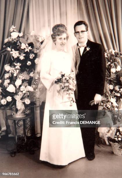Album personnel des Dils : mariage de Jacqueline et Jean Dils au temple de Montiggny les Metz le 29 03 69.