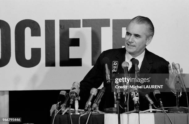 Meeting de Jacques Chaban-Delmas pendant la campagne pour l'élection présidentielle à Bordeaux le 18 avril 1974 en France.