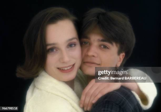 Kristin Scott Thomas et Thomas Langmann lors du tournage du film 'Bille en tête' de Carlo Cotti le 15 décembre 1989 en France.