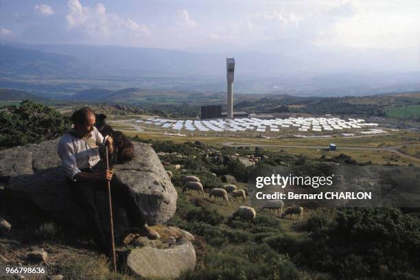 Centrale solaire Themis, 15 septembre 1982 à Targassonne, France.