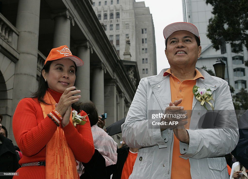 Leading Philippine presidential candidat