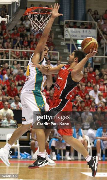 Kevin Lisch of the Wildcats drives to the basket during the round 20 NBL match between the Perth Wildcats and the Townsville Crocodiles at Challenge...