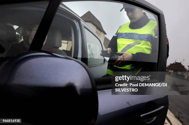 Avec quelques mois de service a son actif, le sous-officier Thomas Geraert, 29 ans, ne a Sarreguemines, est encore 'un mono galon'. Ultra motive par...