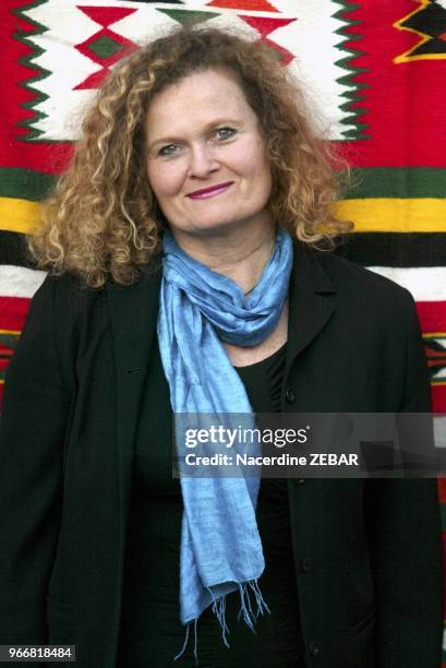 Sylvie Brunel a Timimoun, Algerie. 13 juillet 1960 : naissance a Douai . 1983 : mariage avec Eric Besson, avec qui elle aura trois enfants. 1985 :...