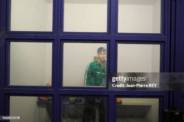 Un jeune kurde est placé en garde à vue au poste frontière de la PAF Menton le 15 janvier 2008.