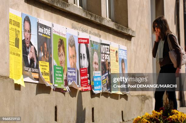 Affiches des candidats a la presidentielles.