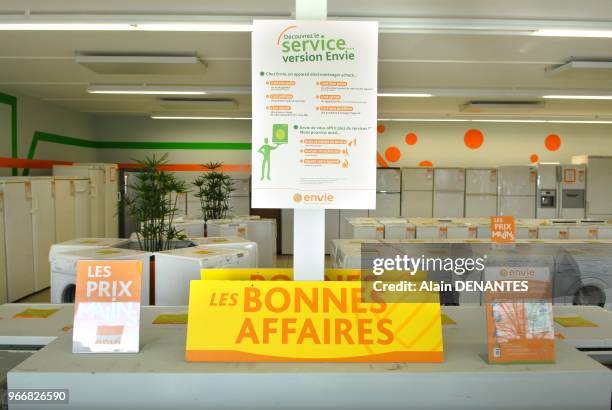 Entreprise d'insertion du reseau ENVIE qui recycle et renove des appareils electromenagers d'occasion avant de les proposer a la vente dans leur...