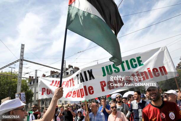 Manifestation pour denoncer les attaques d'Israel contre la bande de Gaza et la Palestine et pour soutenir le peuple palestinien, le 19 Juillet, 2014...