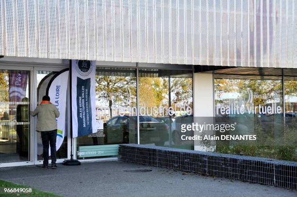 Le Centre Industriel de Realite Virtuelle lors de son inauguration, le 14 Novembre 2014 a Montoir-de-Bretagne pres de Saint-Nazaire, Ouest de la...