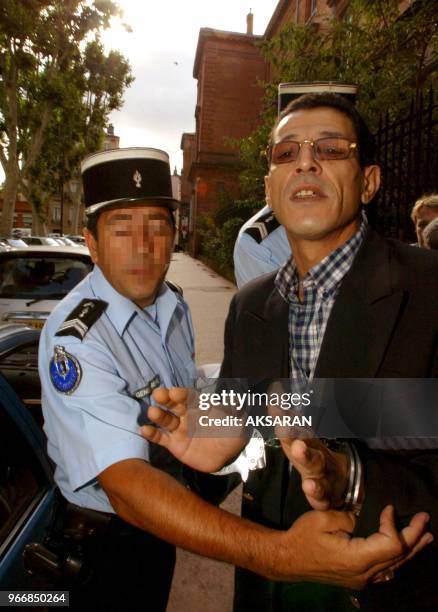 Arrival of Lakhdar Messaoudene at the Toulouse Courthouse. Presented to judge Serge Lemoine, he was transferred to the prison of Montauban.