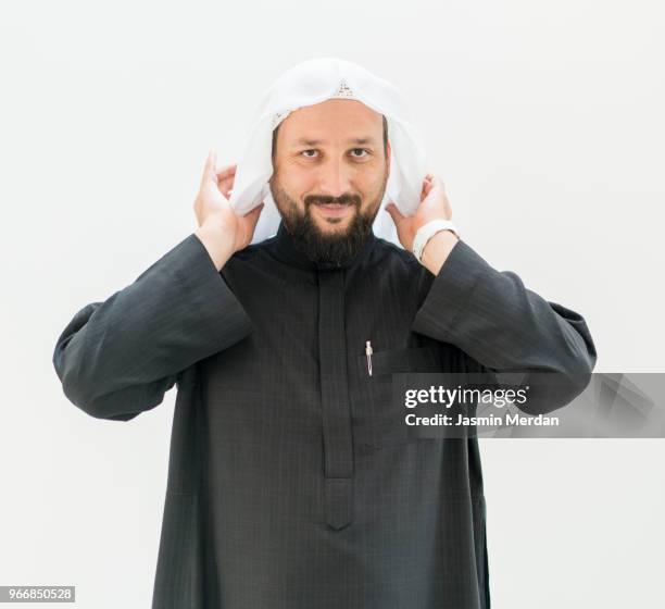 arabic adult man - agal stock pictures, royalty-free photos & images