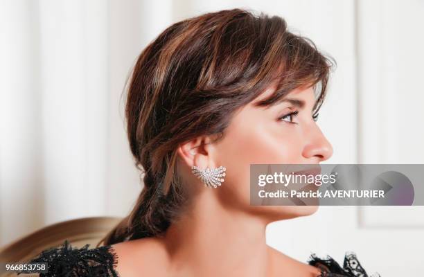 Portrait de l'actrice espagnole Penelope Cruz lors d'une séance photo exclusive portant des bijoux 'Tesiro' le 13 mai 2014 lors du 67ème festival du...