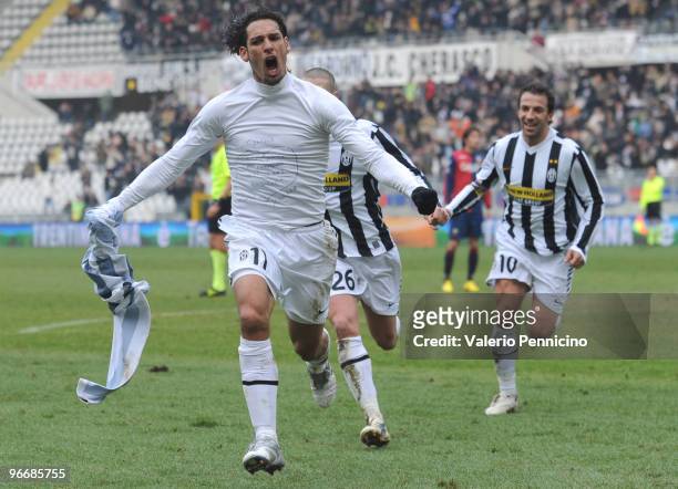 Carvalho De Oliveira Amauri of Juventus FC celebrates his goal during the Serie A match between Juventus FC and Genoa CFC at Stadio Olimpico on...