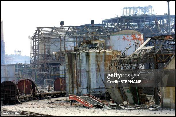 Azf (Factory) Photos and Premium High Res Pictures - Getty Images