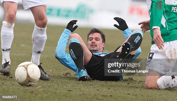 Alexander Ludwig of Munich lies on the pitch during the 2nd Bundesliga match between SpVgg Greuther Fuerth and TSV 1860 Muenchen at the Playmobil...