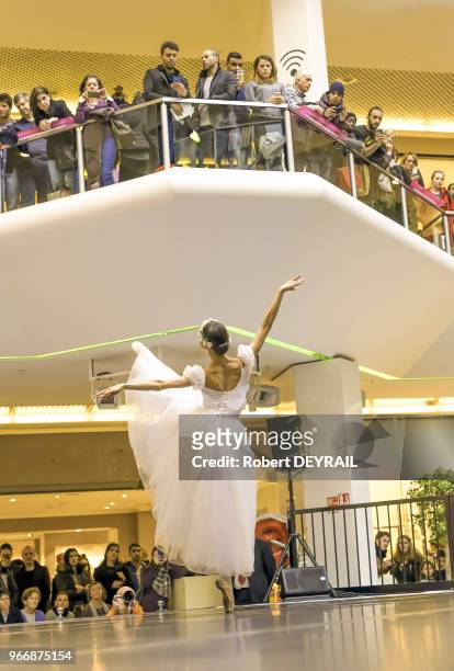 Pour promouvoir le ballet Giselle donné à la Maison de la danse de Lyon, le Yacobson Ballet du saint-Petersburg State Academic Ballet Theatre a donné...