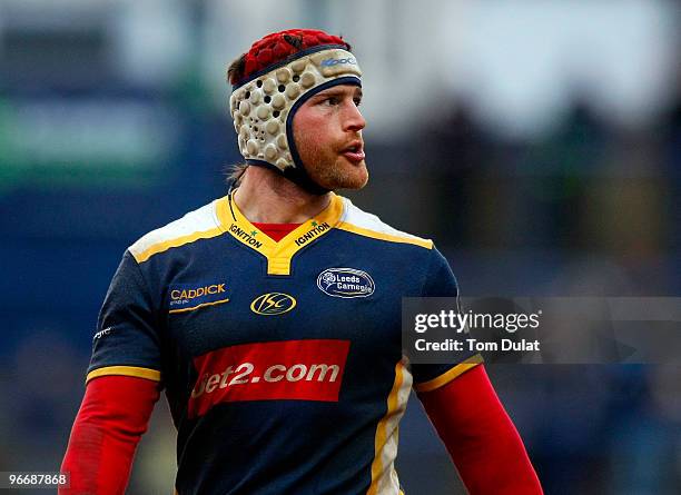 Andy Titterrell of Leeds Carnegie in action during the Guinness Premiership match between Leeds Carnegie and Leicester Tigers at Headingley Stadium...