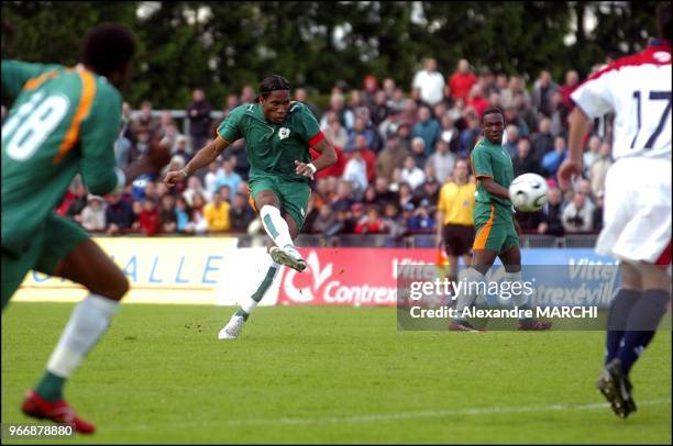 Didier Drogba. La Cote d'Ivoire et le Chili ont fait match nul 1-1 dans un match amical de preparation a la Coupe du monde pour les vice-champions...