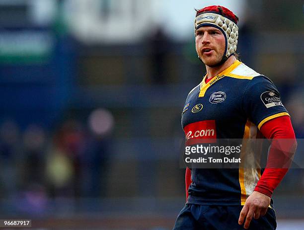 Andy Titterrell of Leeds Carnegie in action during the Guinness Premiership match between Leeds Carnegie and Leicester Tigers at Headingley Stadium...
