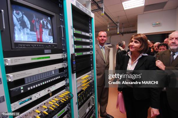 Christine Albanel visite le centre de diffusion de la t?l?vision num?rique terrestre du plateau relais de Nancy - Malzeville.