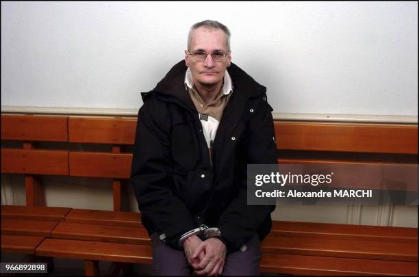 Le serial killer Francis Heaulme pose pour un studio photo alors qu'il est entendu comme temoin lors d'une affaire au tribunal de Nancy. Dans le...