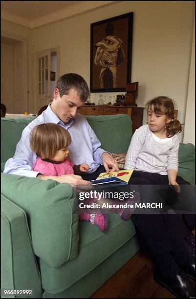 Laurent, Violette , Camille .