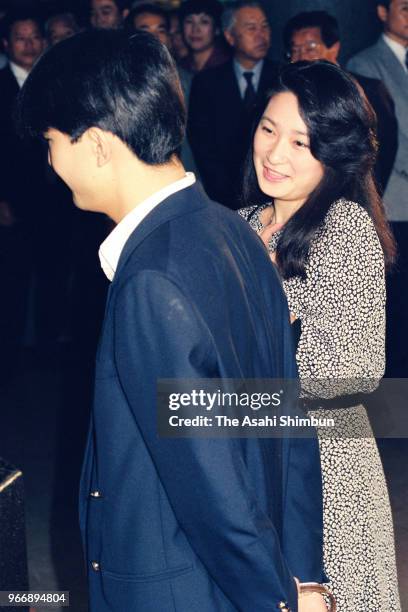 Prince Fumihito and his fiancee Kiko Kawashima visit Aburatsubo Marine Park on September 22, 1989 in Miura, Kanagawa, Japan.