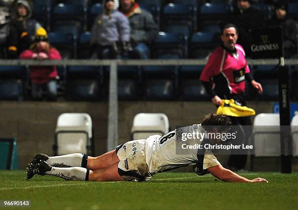 Gavin Kerr of Sale scores a try during the Guinness Premiership match between London Wasps and Sale Sharks at Adams Park on February 14, 2010 in High...