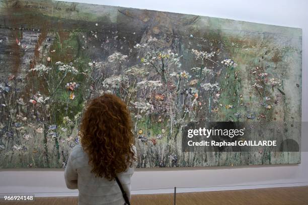 Les couleurs vives', 'les champs de fleurs' série de tableaux se référant à la poésie d'Arthur Rimbaud et Charles Baudelaire, exposée lors d'une...