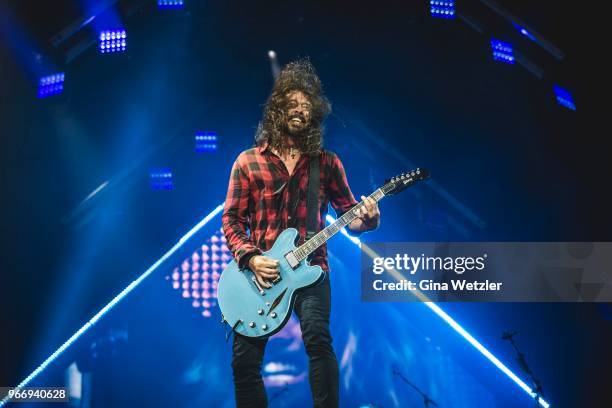 American singer Dave Grohl of Foo Fighters performs live on stage during Rock am Ring at Nuerburgring on June 3, 2018 in Nuerburg, Germany.