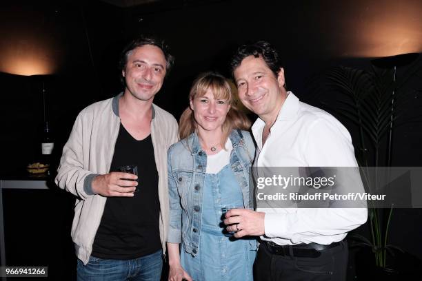 Presenter Jerome de Verdiere, guest and Laurent Gerra attend "Sans Moderation" Laurent Gerra's Show at Palais des Sports on May 31, 2018 in Paris,...