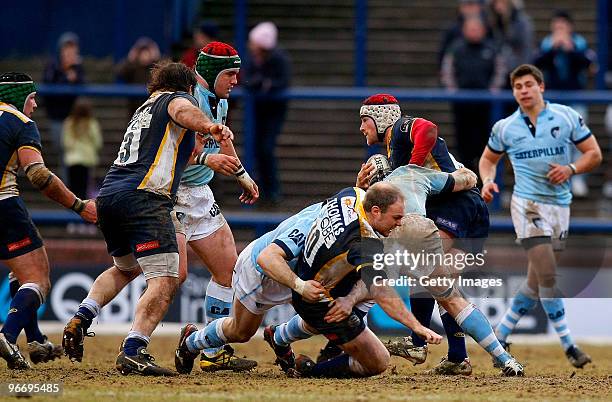 Andy Titterrell of Leeds Carnegie is tackled during the Guinness Premiership match between Leeds Carnegie and Leicester Tigers at Headingley Stadium...