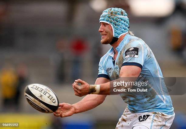 Jordan Crane of Leicester Tigers in action during the Guinness Premiership match between Leeds Carnegie and Leicester Tigers at Headingley Stadium on...
